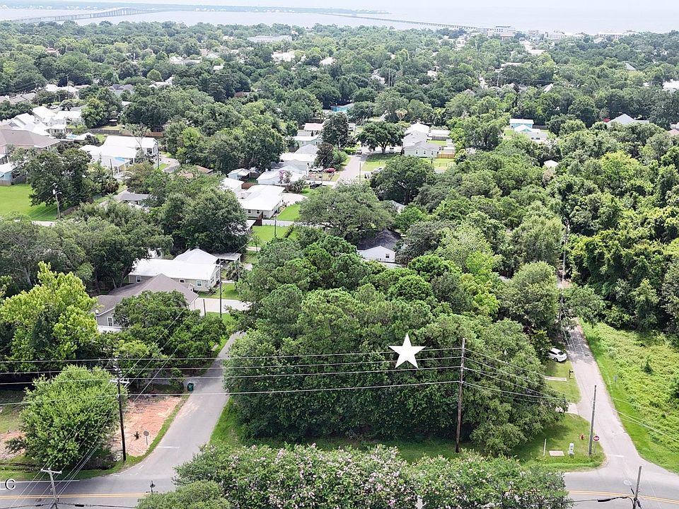 1st image of Demontluzin Ave