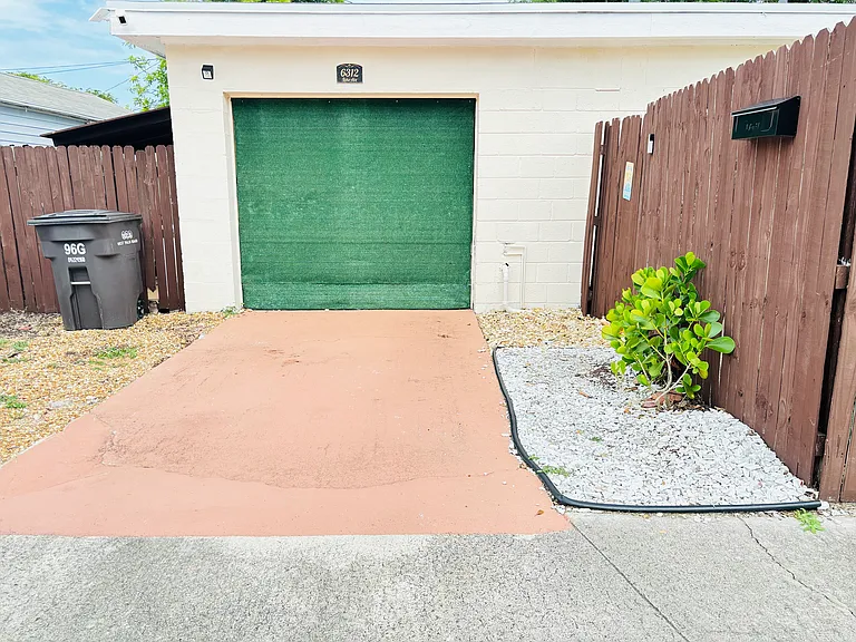 6312 S Lake Ave — Photo 21