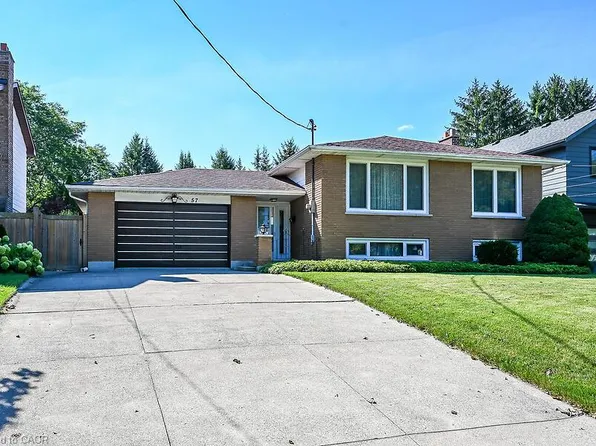 57 Turnbull Rd, Dundas, ON L9H 3W5