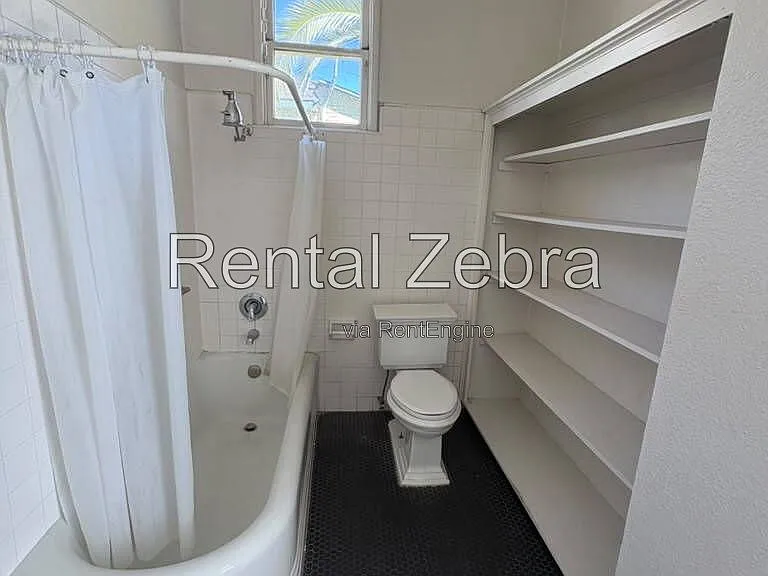 362 W 22nd St #362 — Photo 10