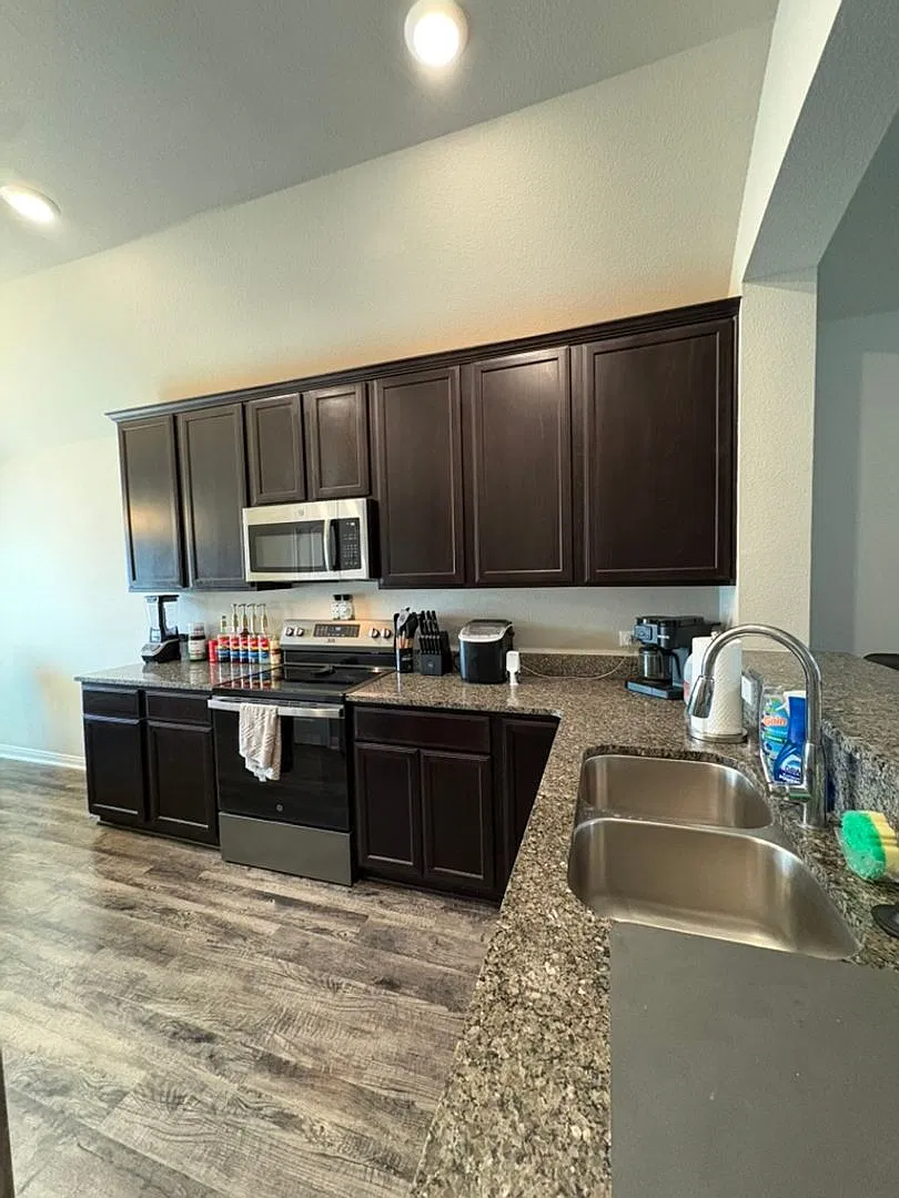 3 bedroom in Yowell Ranch — Photo 4