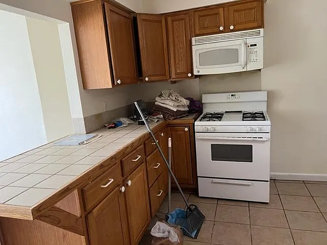 716 N Pierce Ave — Photo 4