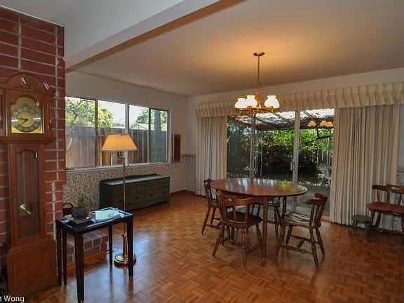 5th image of 3256 Los Prados St