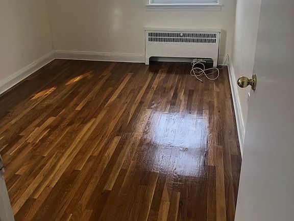 2nd image of 1351 Astor Ave #2
