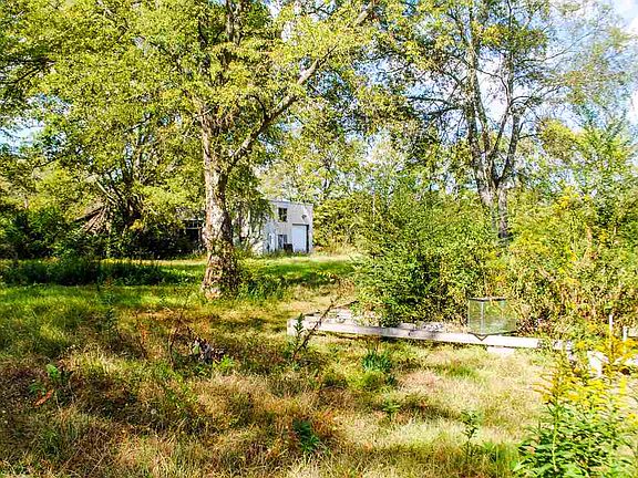 5th image of 1259 Machen Ln