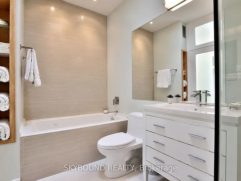 110 Hepbourne St #206 — Photo 16