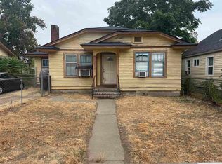 913 S 3rd Ave, Yakima, WA 98902