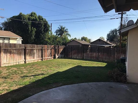 4th image of 410 S Mayflower Ave