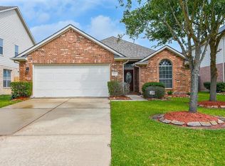 3217 Mossy Bend Ln, Pearland, TX 77581