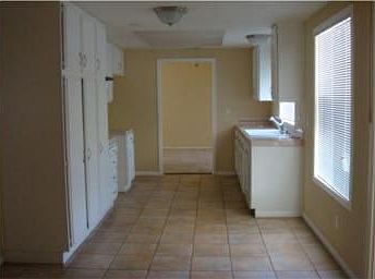 3rd image of 25324 Renoir Ave
