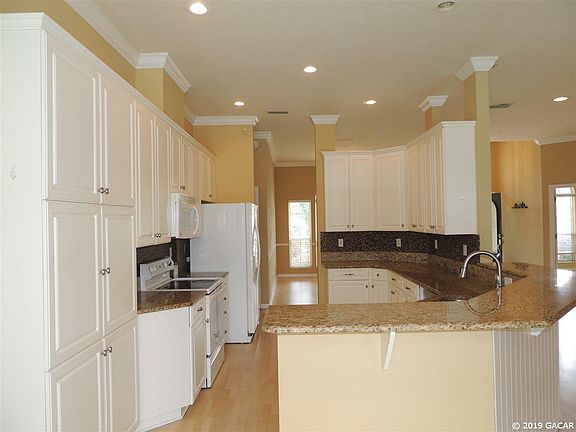 5th image of 4822 NW 70th Ln