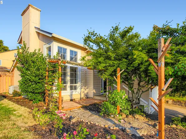 23224 SW Orchard Heights Pl, Sherwood, OR 97140