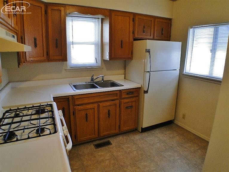 1st image of 1201 Hughes Ave