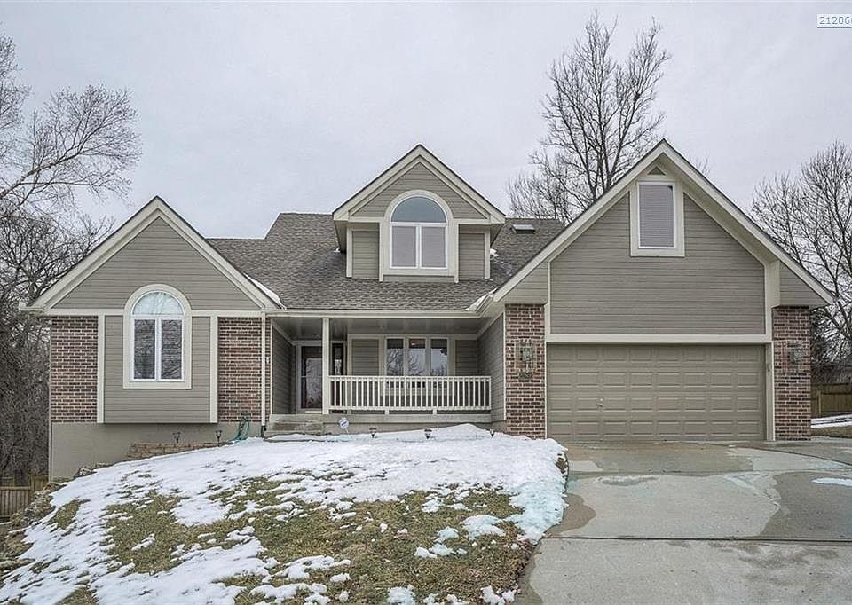 1st image of 22805 E 28th Terrace Ct