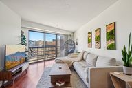 Park Ave W 304-003.jpg