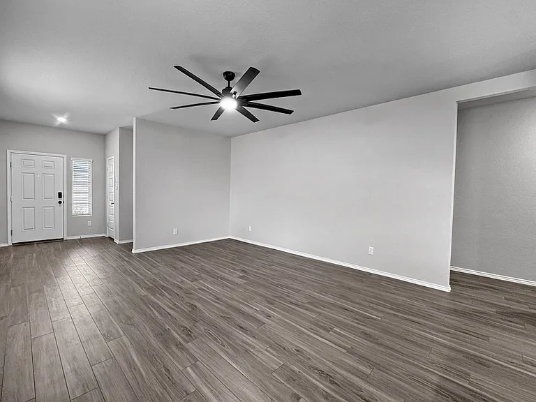 249 Antelope Valley — Photo 9