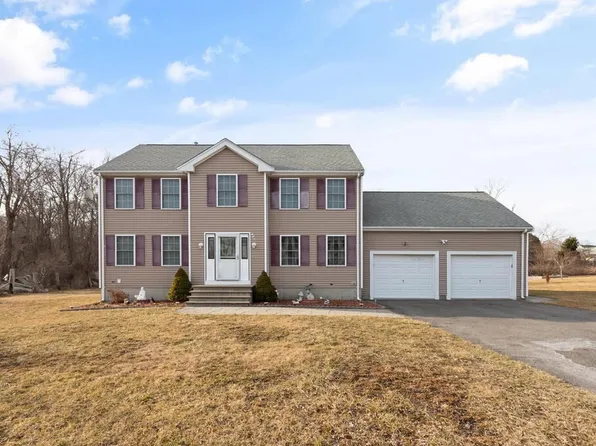 112 Milton St, Dartmouth, MA 02748