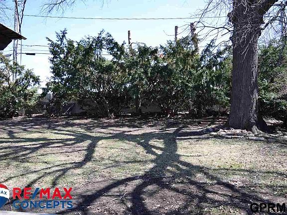 2nd image of 216 S Cotner Blvd