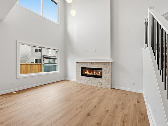 2nd image of 3048 Dixon Lndg SW