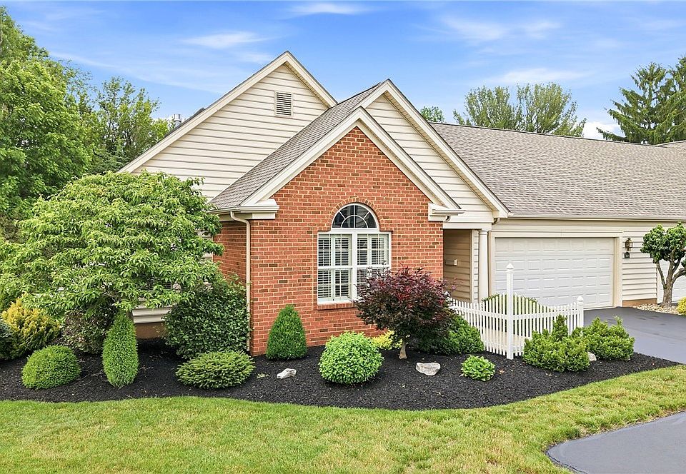 1st image of 149 Village Ct