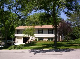 6661 Springside Ave, Downers Grove, IL 60516