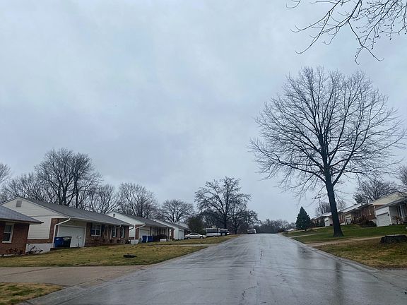 4th image of 9557 Tiber Dr