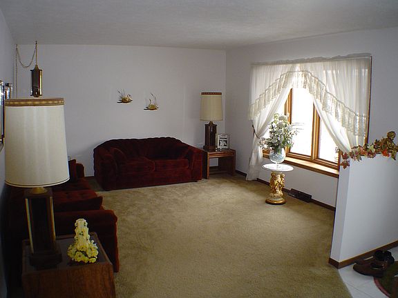 5th image of 3138 Gunflint Trl