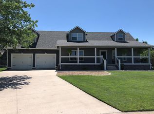 3 Country Mdw, Burrton, KS 67020