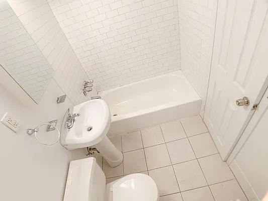 Rented by Corcoran | media 11