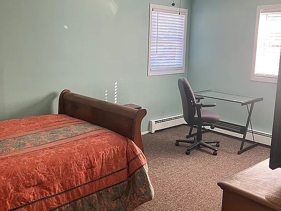 4th image of 36 Julia Cir