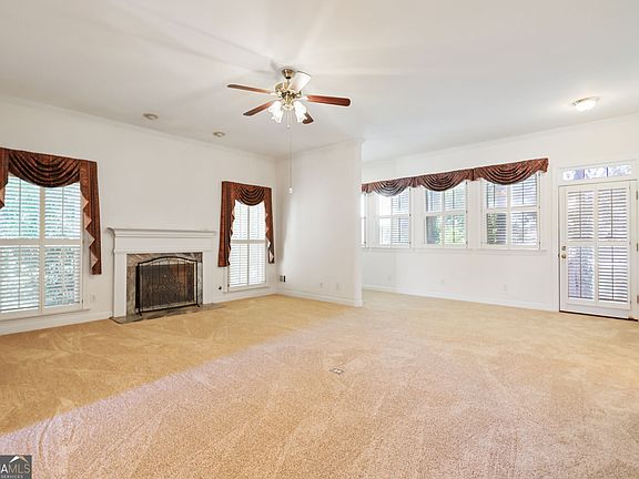 5th image of 4050 Somerset Rdg