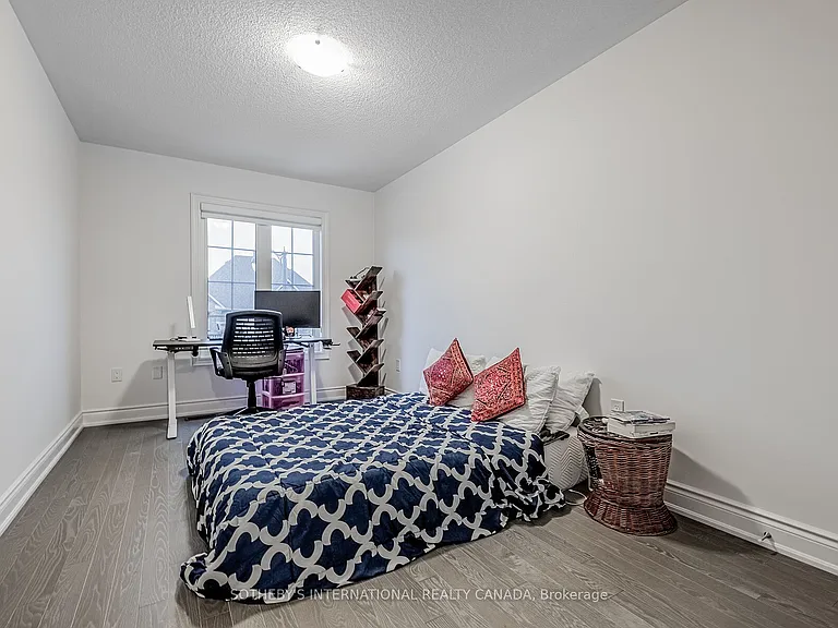36 Quinton Rdg #UPPER — Photo 16