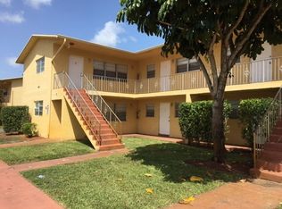 466 Sunshine Dr, Pompano Beach, FL 33066