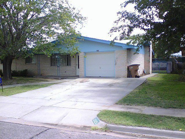 2nd image of 2025 Enzie Dr