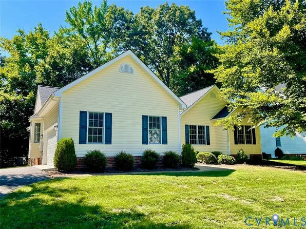 8018 Hillcreek Dr, Midlothian, VA 23112