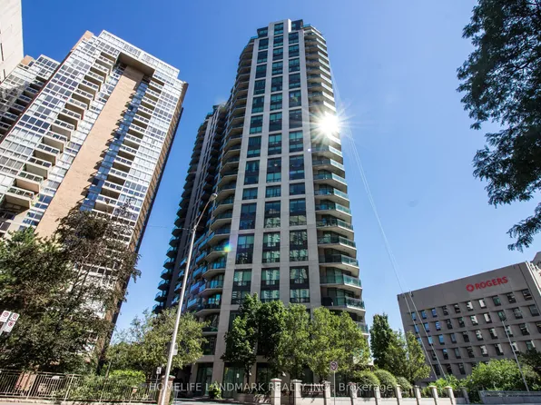 300 Bloor St E Unit 912, Toronto, ON M4W 3Y2