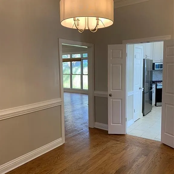 1425 Blairwood — Photo 12