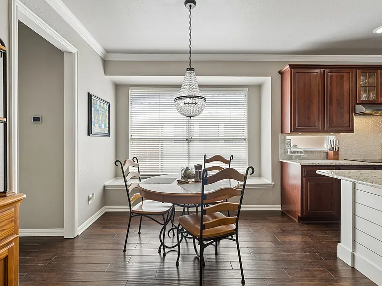 4227 Republic Dr — Photo 10