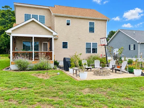 37310 Doubloon Dr, Greenbackville, VA 23356