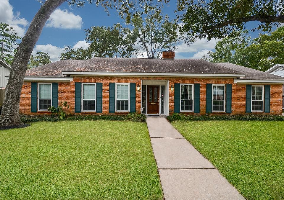 1st image of 10227 Candlewood Dr