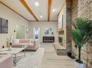 1712 Saint James Dr, Carrollton, TX 75007