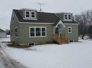 528 McCutcheon Rd, Hudson, WI 54016