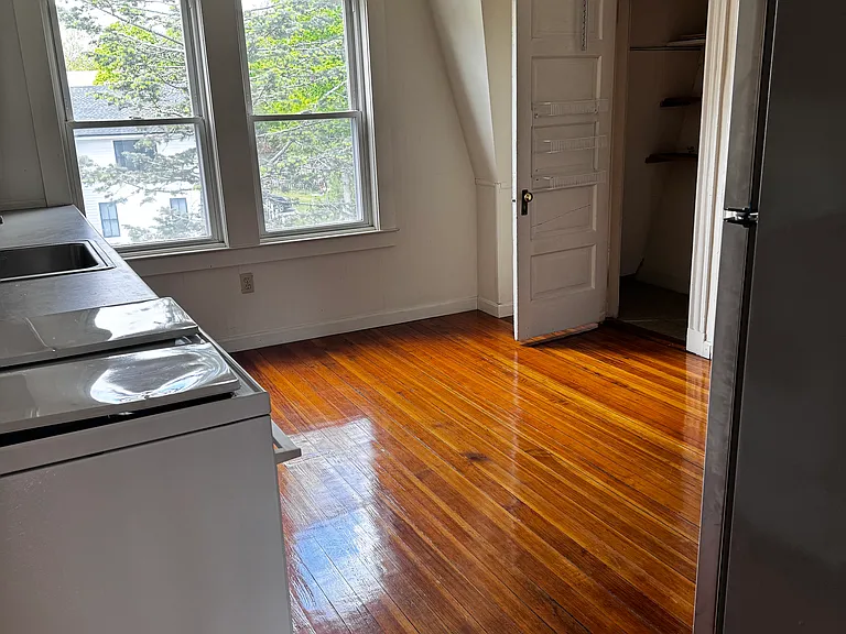 338 Central Ave #3 — Photo 11