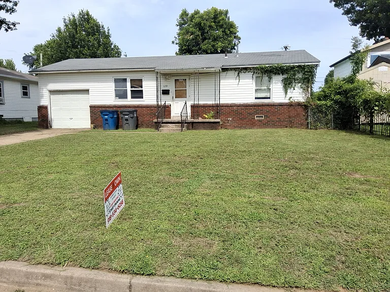 129 S 42nd West Ave — Photo 1