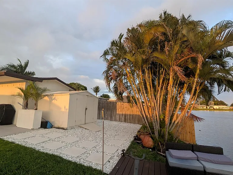 11640 NW 32nd Mnr — Photo 21