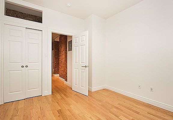 5th image of 115 W 104th St APT 21