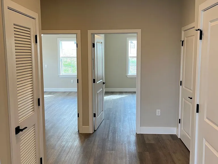 Salem Run Apartments Phase 2 — Photo 215