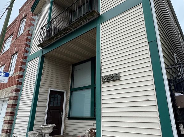2425 N Clybourn Ave APT 2M