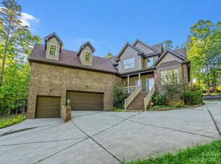 330 Woodland Glen Rd, Clover, SC 29710