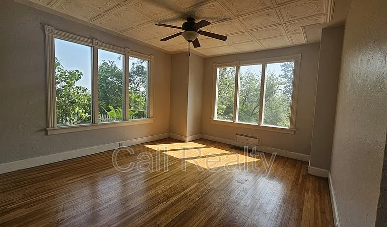 350 E 10th Ave — Photo 11